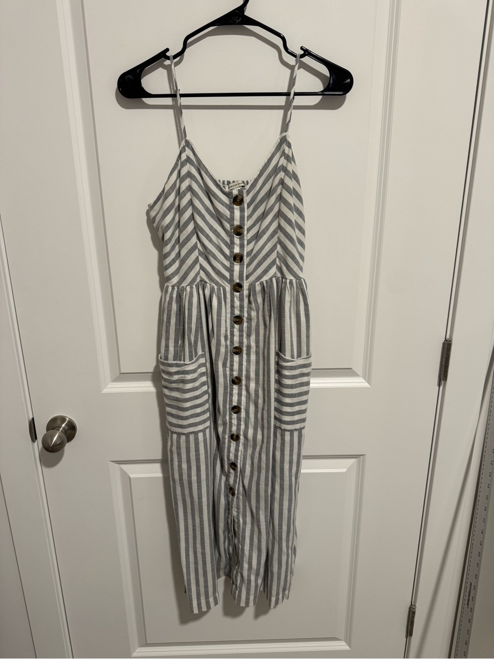 American Eagle Outfitters Gray & White Striped Button-Front Midi Dress